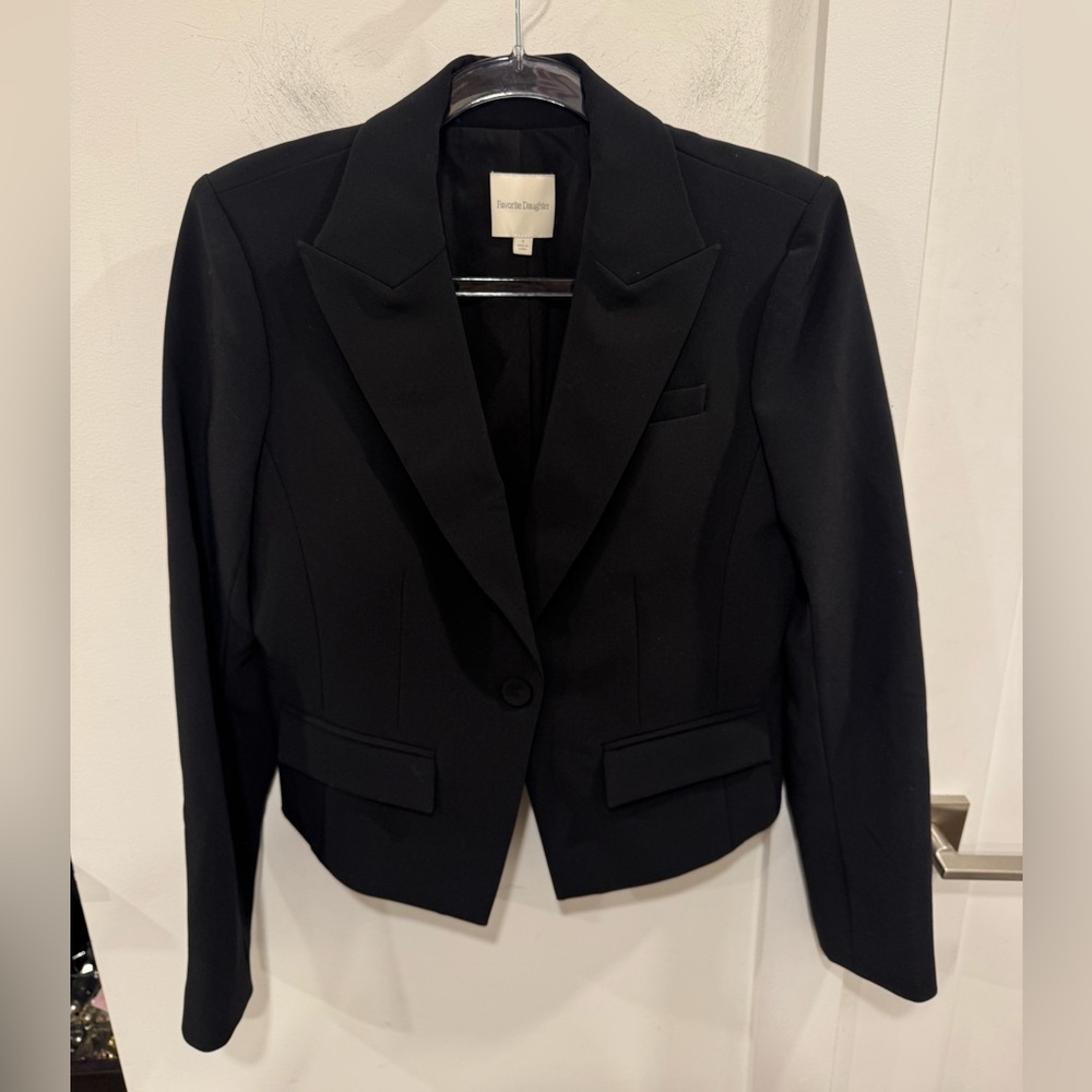 Favorite Daughter The Short Favorite Blazer in Black - Picture 3 of 6